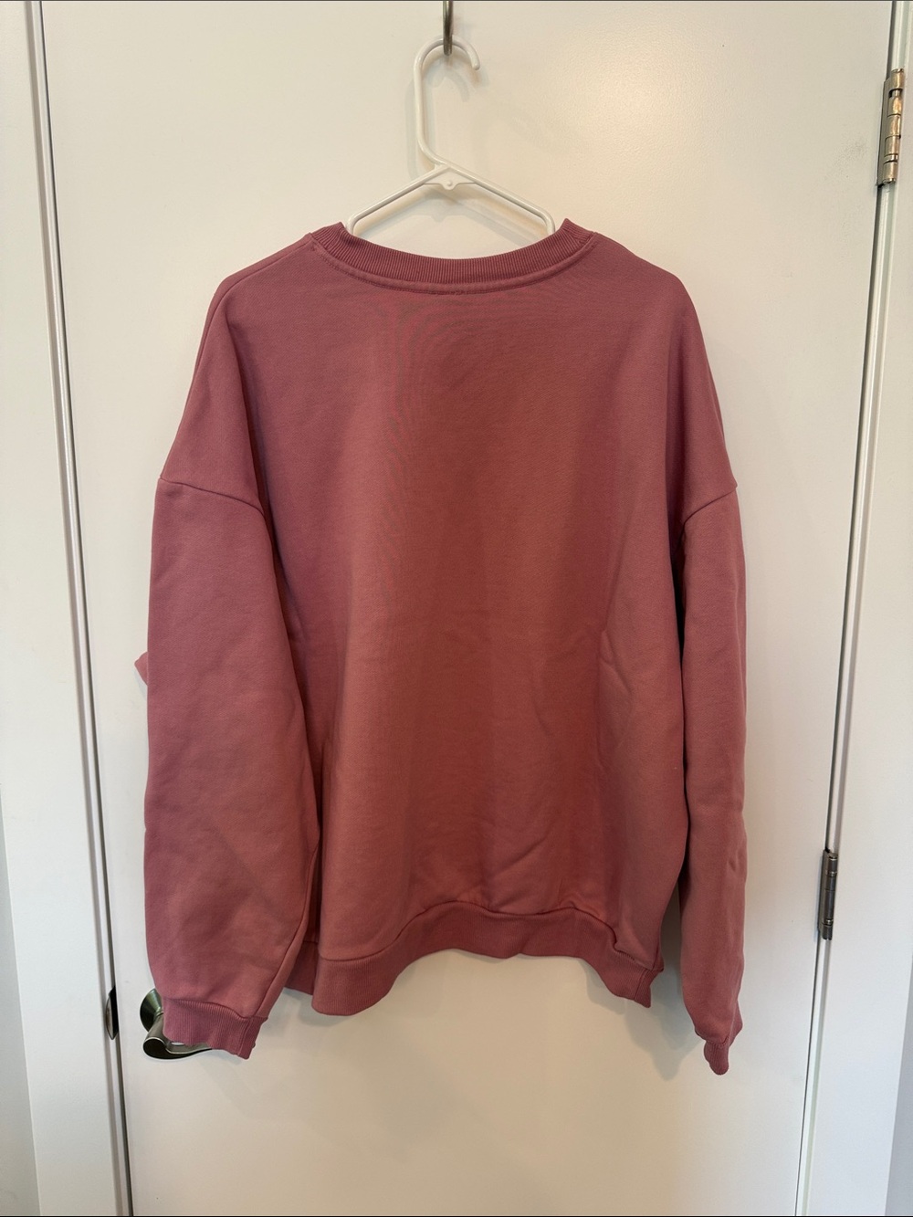 ALO Yoga Men's Dusty Rose Crewneck Sweatshirt - Picture 2 of 4